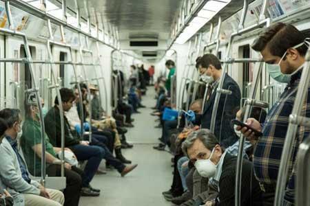 افزایش آمار مسافران متروی تهران ، هشدار درباره خطر تردد با مترو در ساعات پیک