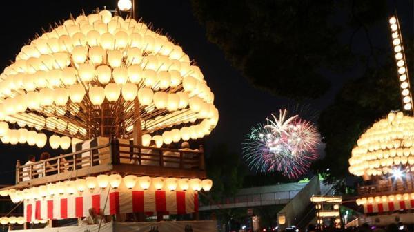جشنواره آتسوتا اوکامی نومیایا ژاپن (Atsuta Matsuri) جشنواره آتسوتا اوکامی نومیایا ژاپن (Atsuta Matsuri)